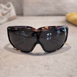 HUMPS Optics One4One Shield Sunglasses – Tortoiseshell